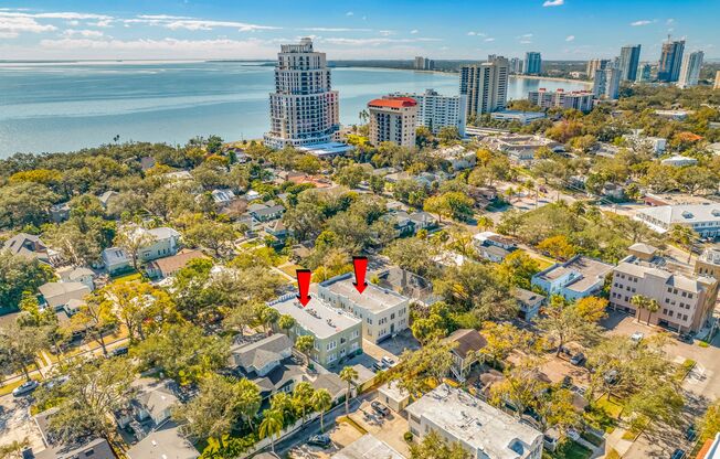 Charming Renovated 1BR/1BA located in Historic Hyde Park