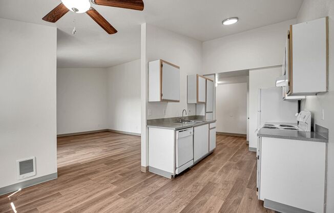 #294 FIELDSTONE APARTMENTS