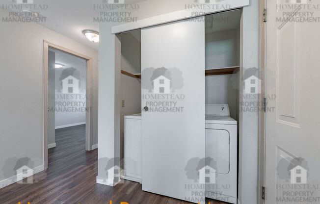 2 beds, 1 bath, 982 sqft, $1,299, Unit VISTA RIDGE