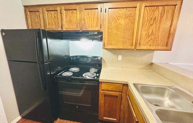 Studio, 1 bath, 500 sqft, $750, Unit 210