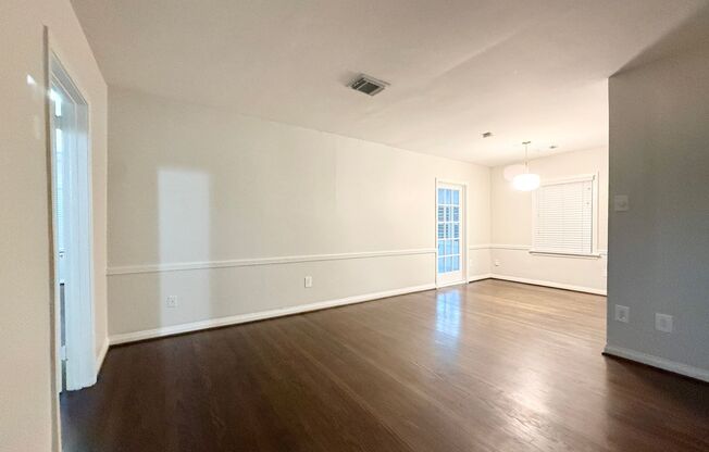 Adorable 3/1/2 w Sun Room near the Menil Collection,