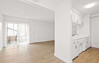 241 E Fremont Square