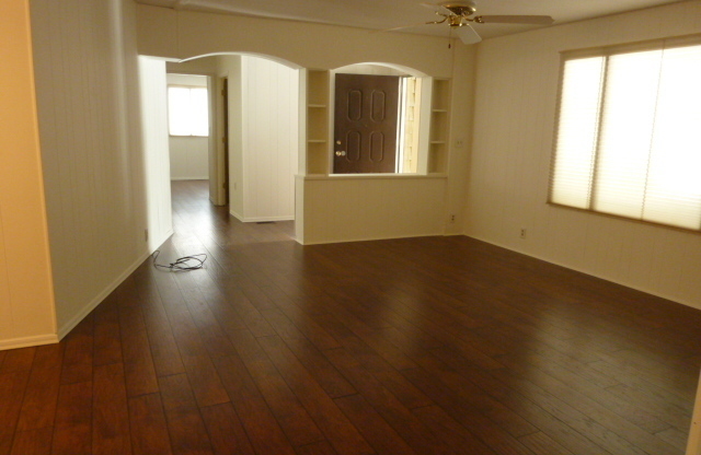 2 beds, 2 baths, $2,200