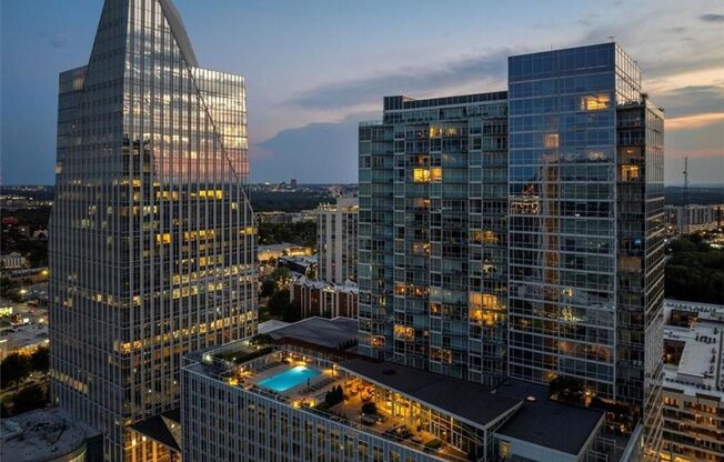 2 beds, 2 baths, $3,495, Unit Unit 2207