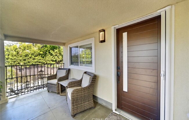 5929 WEAVER LN