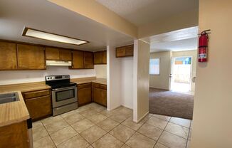 2 beds, 1 bath, 900 sqft, $1,150, Unit #4