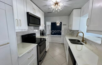 3 beds, 2 baths, 1,685 sqft, $2,299