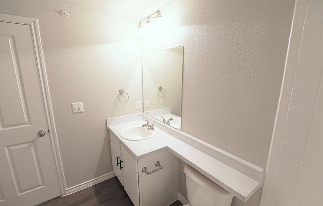 2 beds, 2 baths, 950 sqft, $1,236