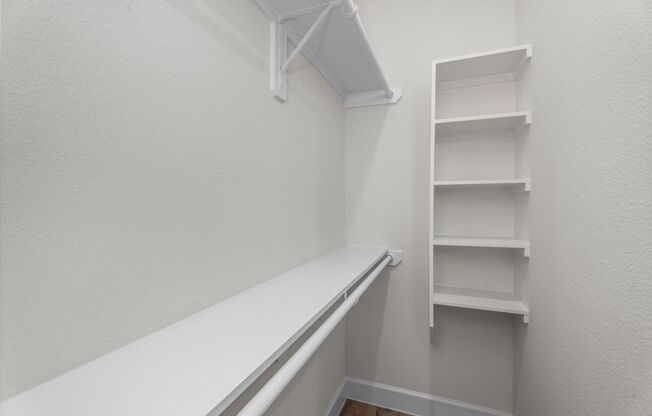 2 beds, 2 baths, 983 sqft, $2,250, Unit 1510