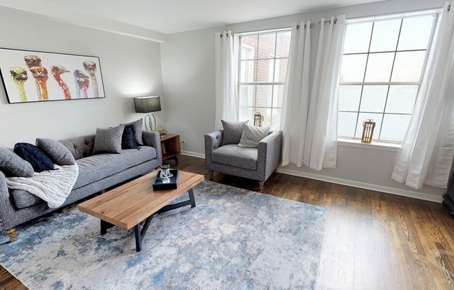 Living Room w/beautiful sunlight