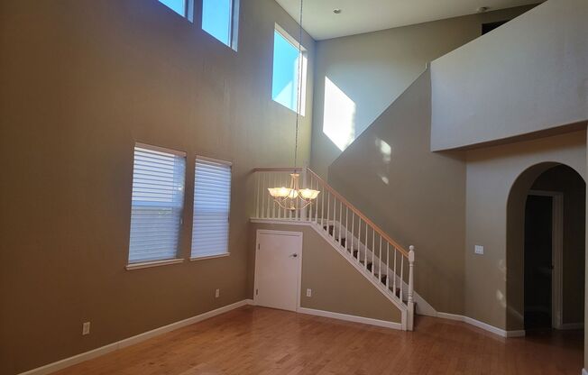 Gorgeous 4 bedroom 2.5 bath with large bonus room.