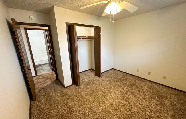 1 bed, 1 bath, $675