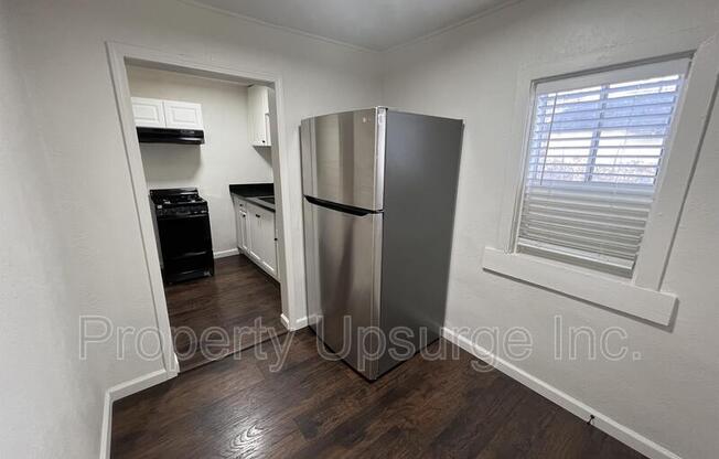 1 bed, 1 bath, 500 sqft, $995