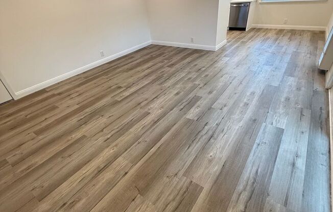 Bir - 906 E. 4th Av.