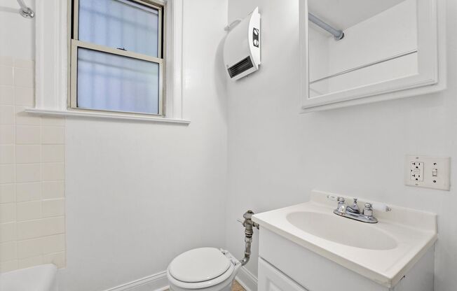 1 bed, 1 bath, 488 sqft, $1,650, Unit 105