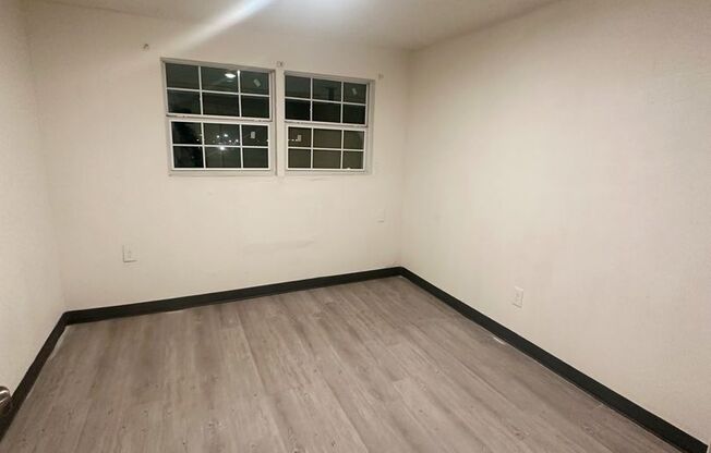 1 bed, 1 bath, 500 sqft, $685, Unit 4