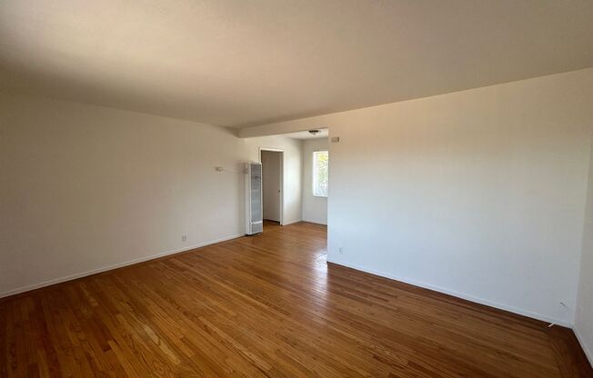 1 bed, 1 bath, $1,550, Unit 12