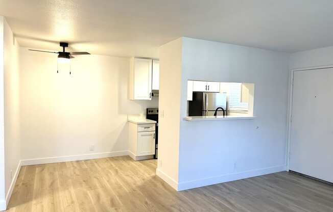 Kitchen Unit at Summerhill Place Apartments, Union City, 94587