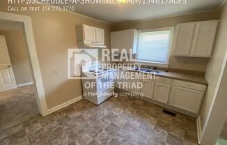 1313 CUNNINGHAM AVE