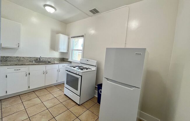 1626 N. Harvard Blvd.