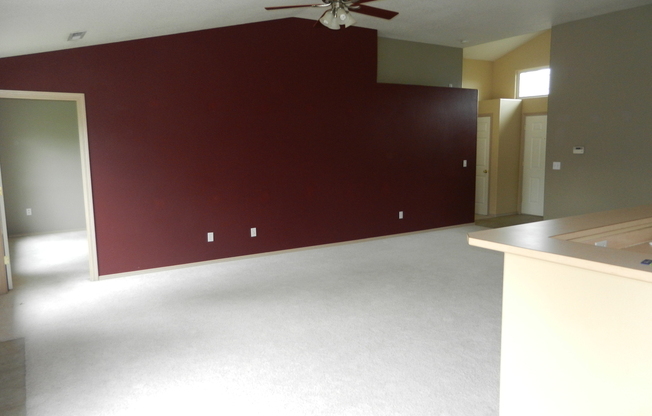 3 Bedroom Ranch Style Home With Great Layout & Beautiful Backyard! A/C included!
