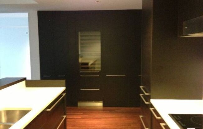 2 beds, 2 baths, 1,410 sqft, $5,500, Unit 5F