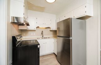 1 bed/1 bath ~ Move-in Today!