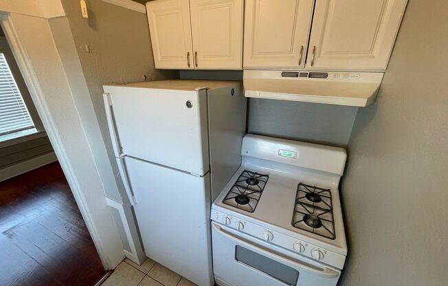 Studio, 1 bath, 390 sqft, $1,550, Unit 2185 - 7