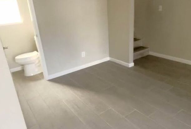 Henderson Townhomes (HT)