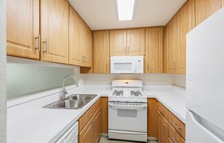 Sea Breeze Apartments for rent in Marina, CA