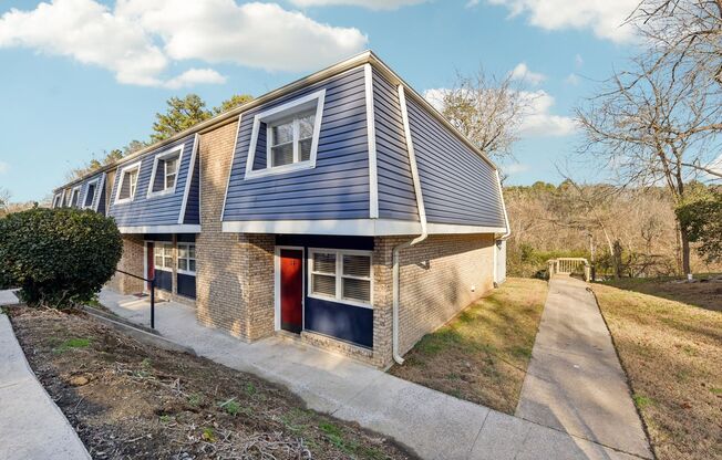 Chesney Woods Apartments