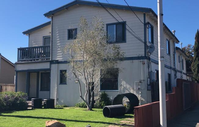 1225 BEACON AVE