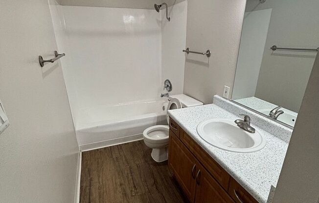 1 bed, 1 bath, 750 sqft, $2,225, Unit 107