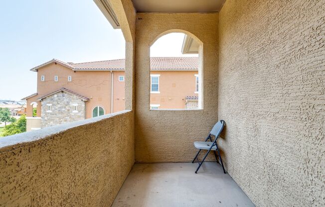 2 beds, 2.5 baths, $2,899, Unit #402