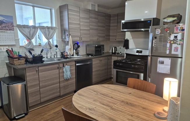 4499 4501 WASHINGTON ST