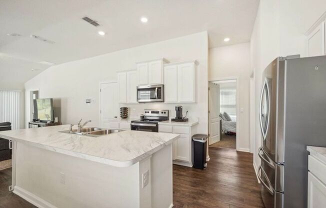 6110 BUCKING BRONCO DR