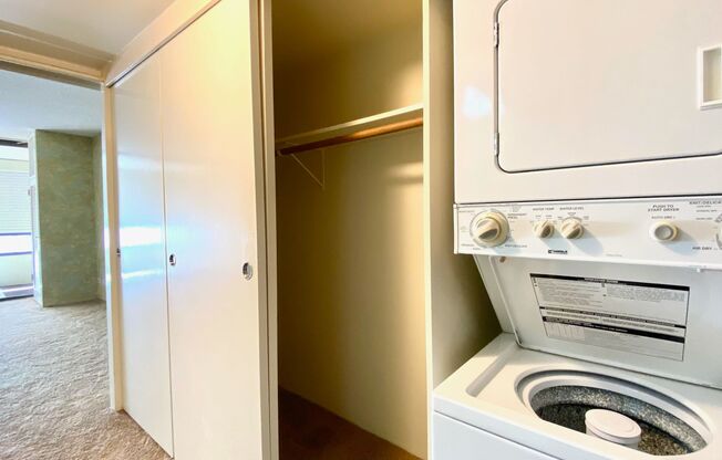 Studio, 1 bath, $1,800