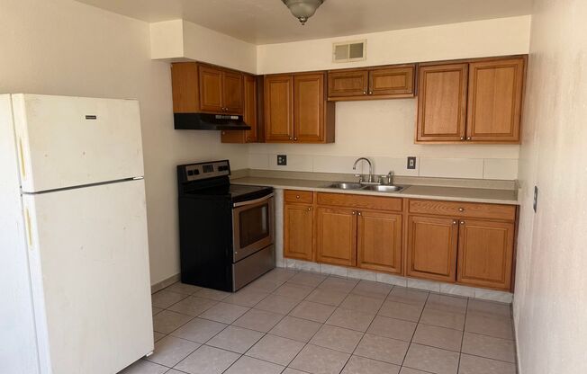 370 N 15 ST