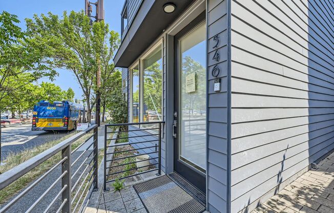 One Month Free Rent! Spacious Modern Townhome near Madrona!