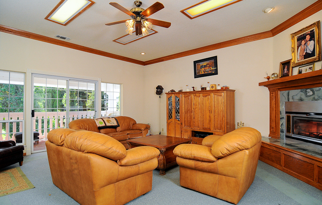 2 beds, 2.5 baths, $2,950