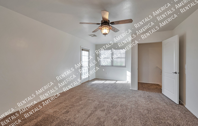 3618 E LESLIE DR