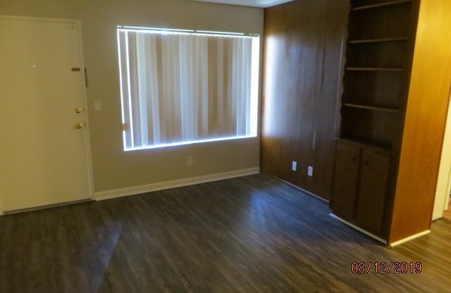 30TH ST (4726)