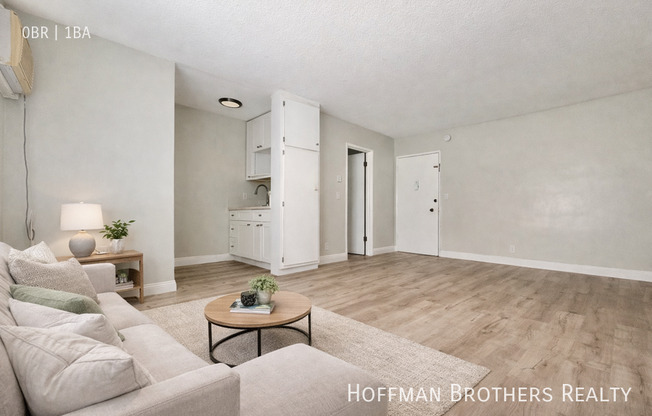 5452 Sierra Vista Ave