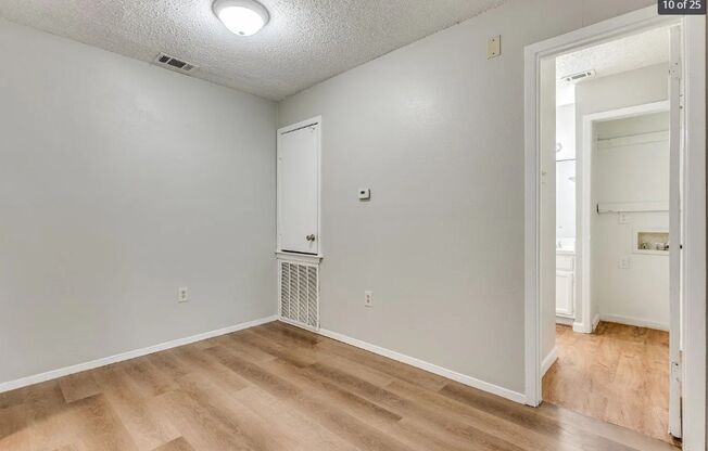 1 bed, 1 bath, 730 sqft, $1,600, Unit 1313