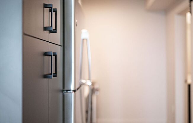 1 bed, 1 bath, 585 sqft, $1,715, Unit 515