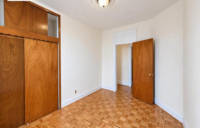 3 beds, 2 baths, $4,500, Unit 2
