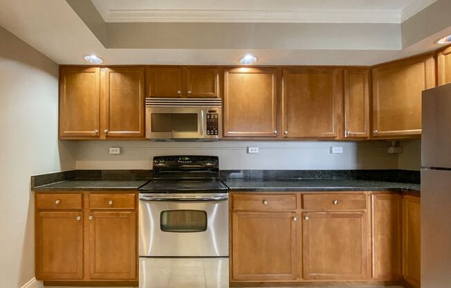 2 beds, 2 baths, 940 sqft, $1,199, Unit TH 711