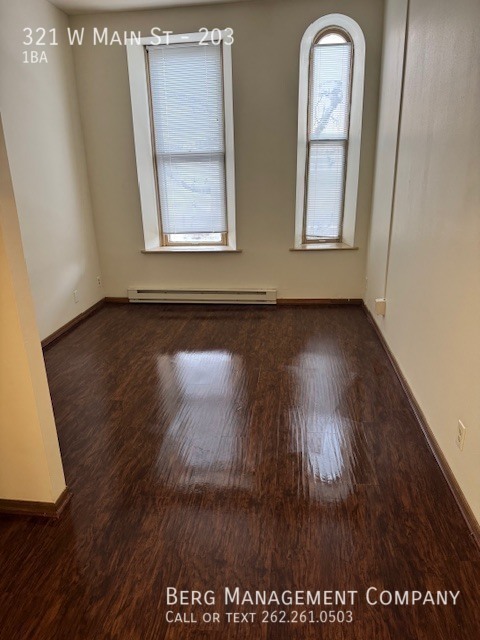 321 W Main St