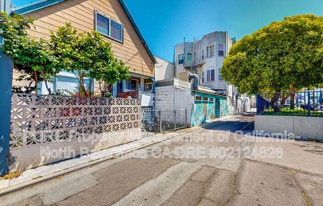 28 CUNNINGHAM PL