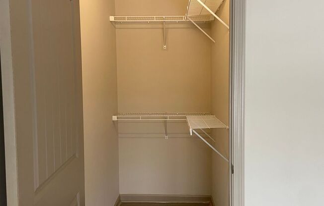 2 beds, 2 baths, 929 sqft, $1,025, Unit 1720-B05